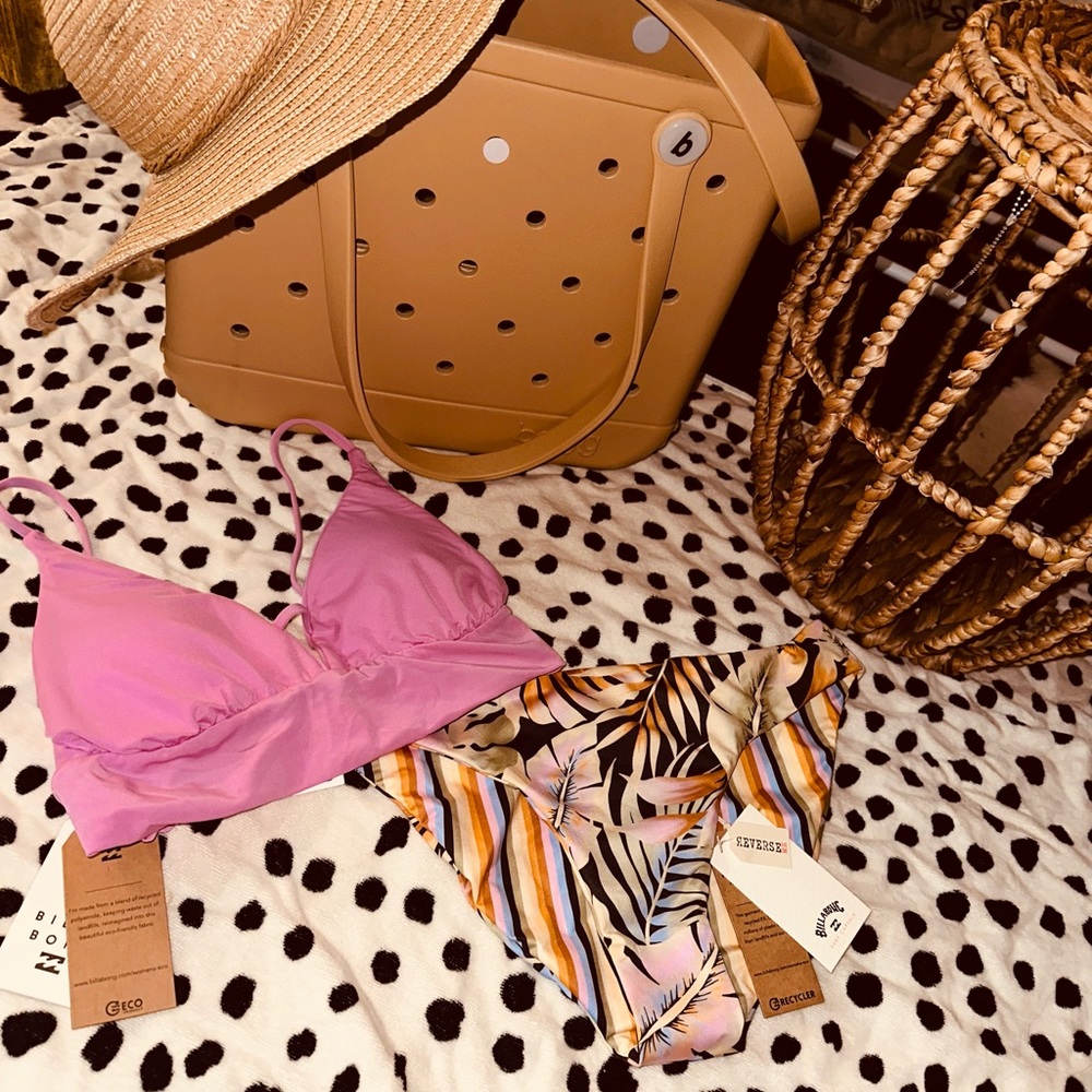 Reversible billabong postcards from paradise bikini bottom NWT